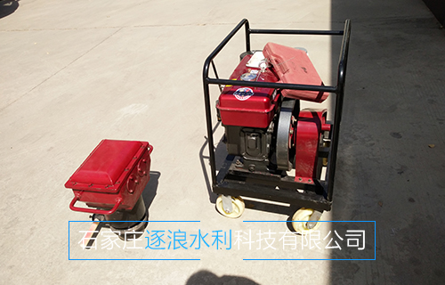 建筑樁基作業使用氣動打樁機也能完成